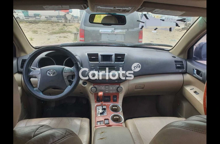 2010 Toyota Highlander limited - 4/7