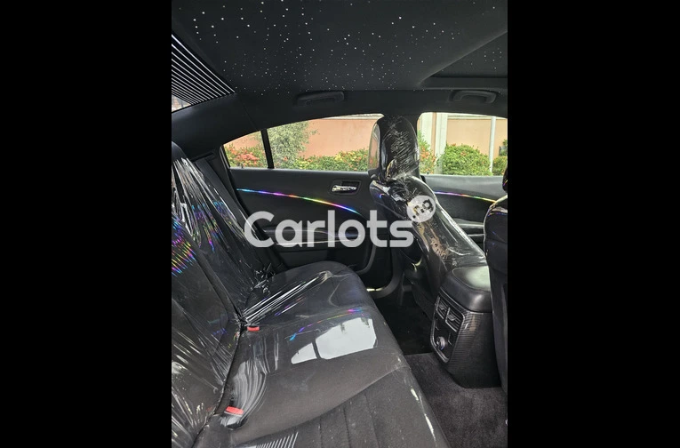 Foreign used Dodge charger 2015 - 6/7