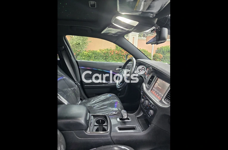 Foreign used Dodge charger 2015 - 7/7