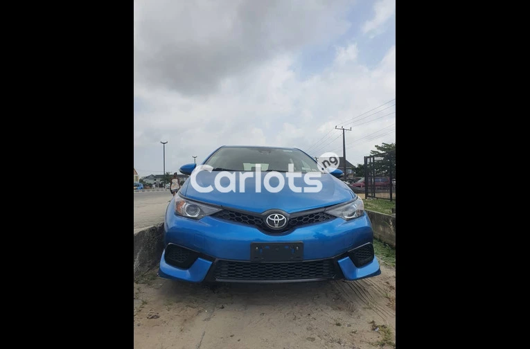 Tokunbo 2017 Toyota Corolla IM - 1/7