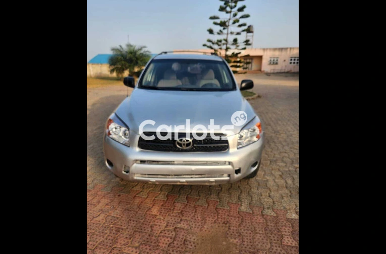 Distress sales 2007 Toyota Rav4 - 1/5