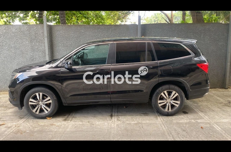 Nigerian Used Honda Pilot 2015 - 3/7