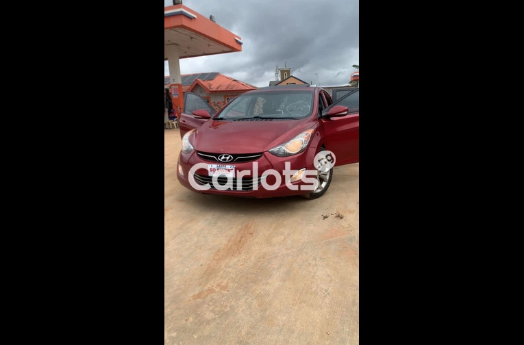 Hyundai Elantra 2014 toks (Full option) - 4/7