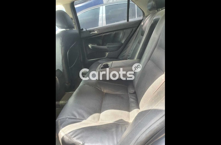 Registered 2007 Honda Accord (DC) - 4/7