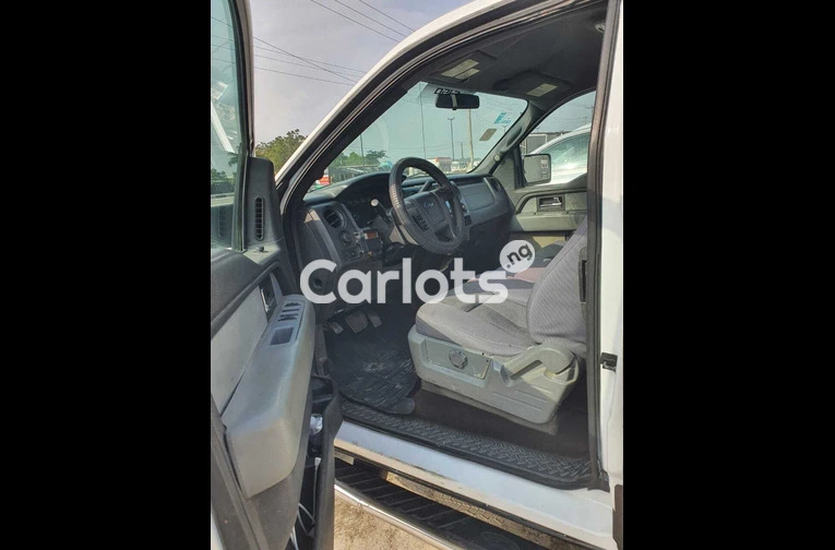 2012 Ford F-150 (White) - 4/7
