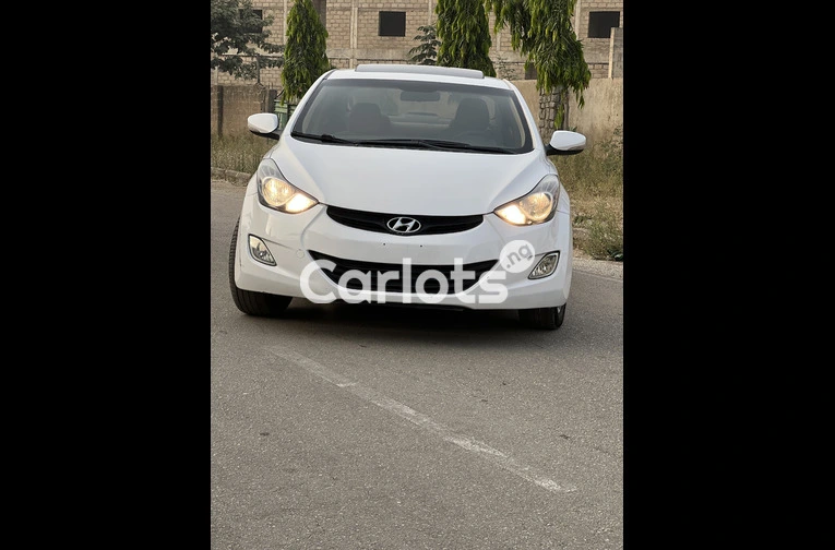 2013 HYUNDAI ELANTRA - 1/7