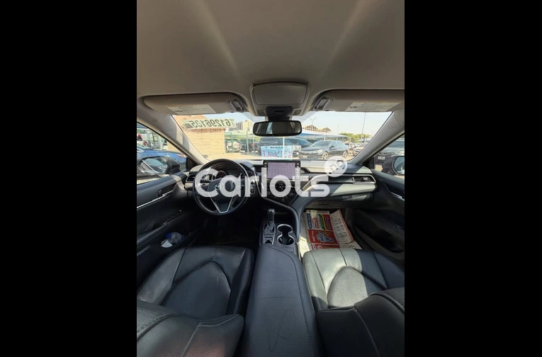 2021 Toyota Camry XLE - 2/7