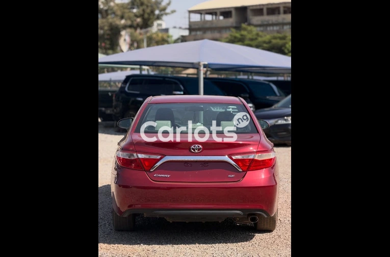 2015 TOYOTA CAMRY SE - 7/7