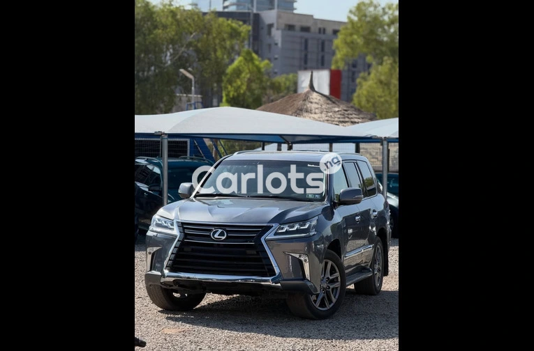 Used 2014 Lexus LX 570 - 1/7