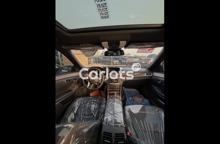 2015 MERCEDES E350 - 2/6