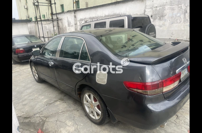 Clean Honda EOD V6 2003 - 4/7