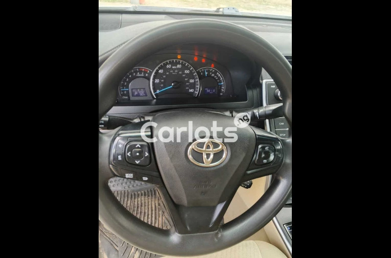 Toyota Camry 2016 Foreign used - 7/7