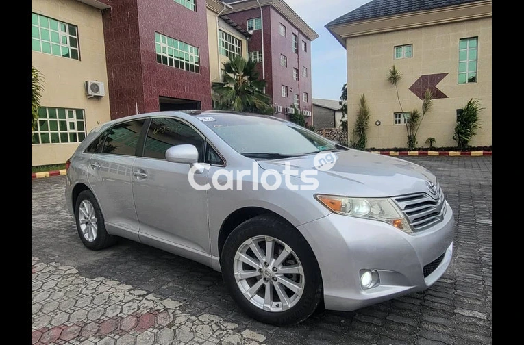 Toks 2010 Toyota Venza XLE - 6/7