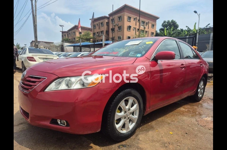 NEW ARRIVAL FOREIGN USED 2008 TOYOTA CAMRY XLE - 4/7