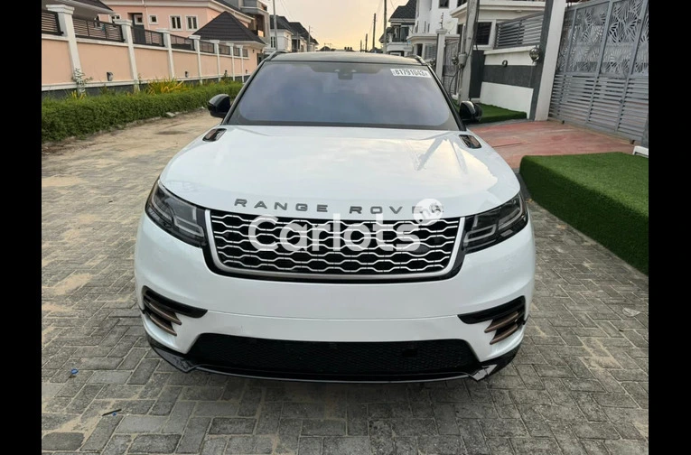 Range Rover Velar P250 R Dynamic - 1/7