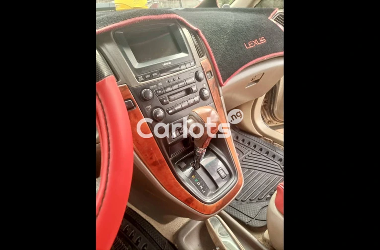 Neatly Used Lexus RX 300 2005 - 2/4