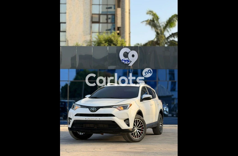 Foreign used Toyota RAV4 2016 model with duty - 7/7