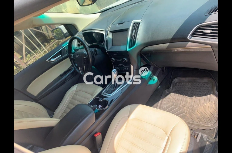Registered Ford Edge 2015 - 2/5