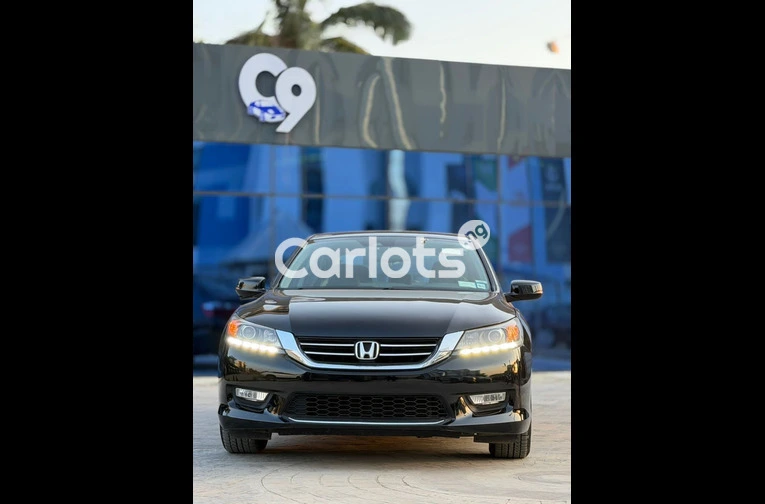 Foreign used Honda Accord 2015 model V6