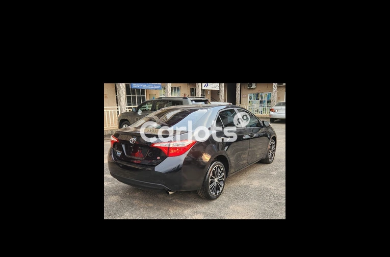 Very clean Toyota Corolla 2015