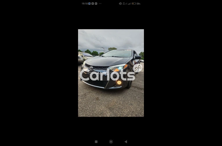 Very clean Toyota Corolla 2015 - 6/7