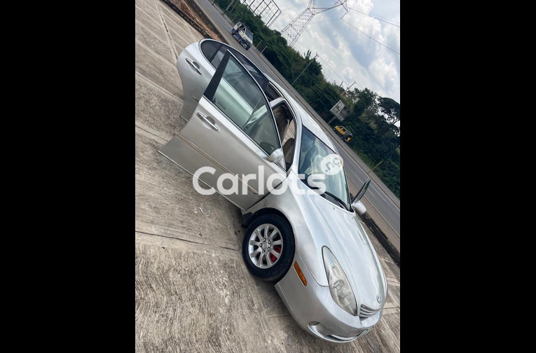 Used Lexus ES 300 2004 - 6/6
