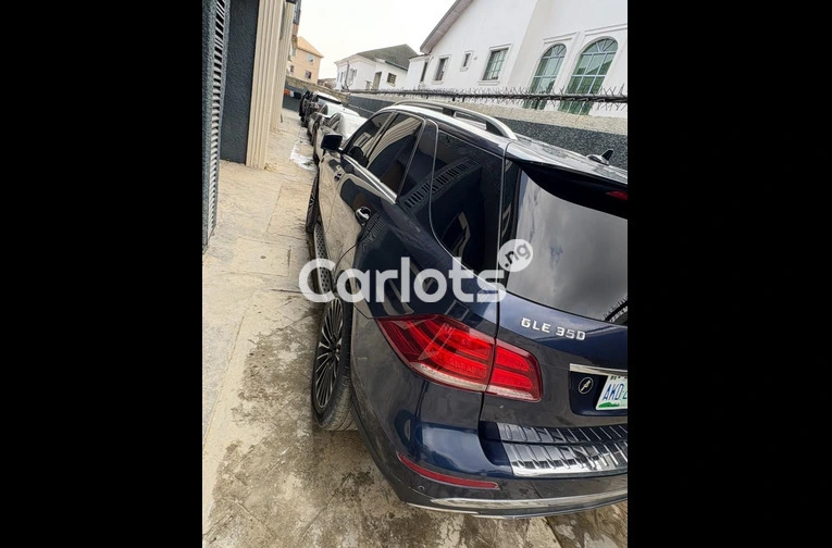 FEW MONTHS REGISTERED 2017 MERCEDES BENZ GLE350 4MATIC - 6/7
