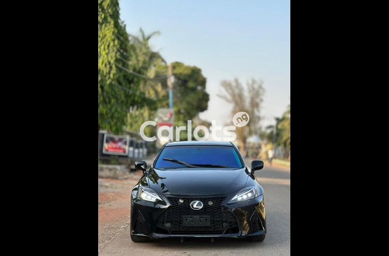 2023 UPGRADED LEXUS IS250 FULLY KITTED