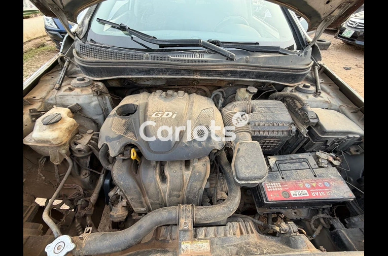 2013 HYUNDAI SONATA - 2/7