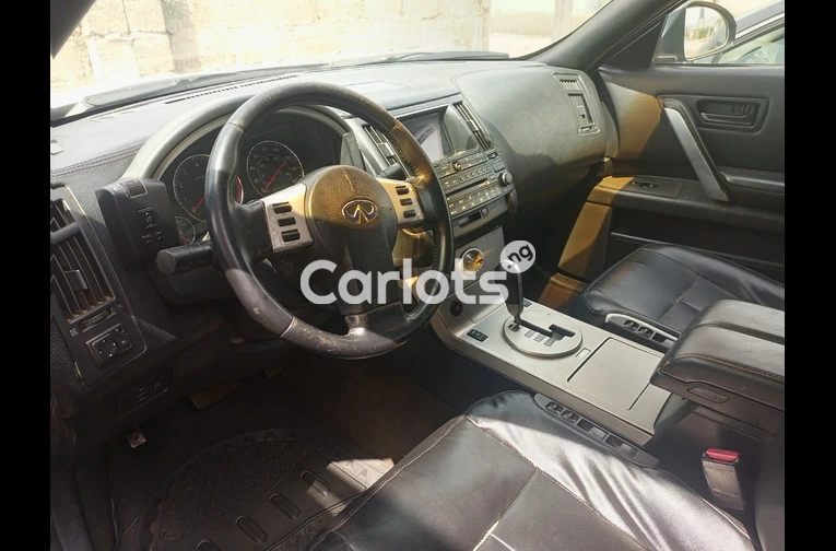 Infiniti FX35 2004 silver - 5/5