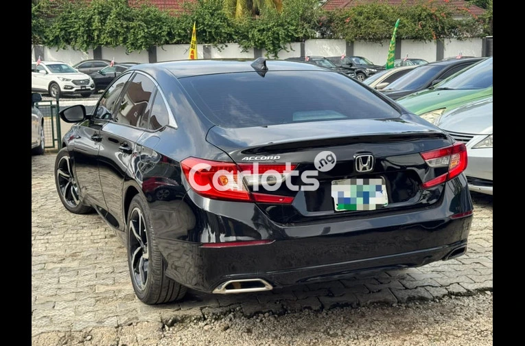 2020 HONDA ACCORD - 3/7