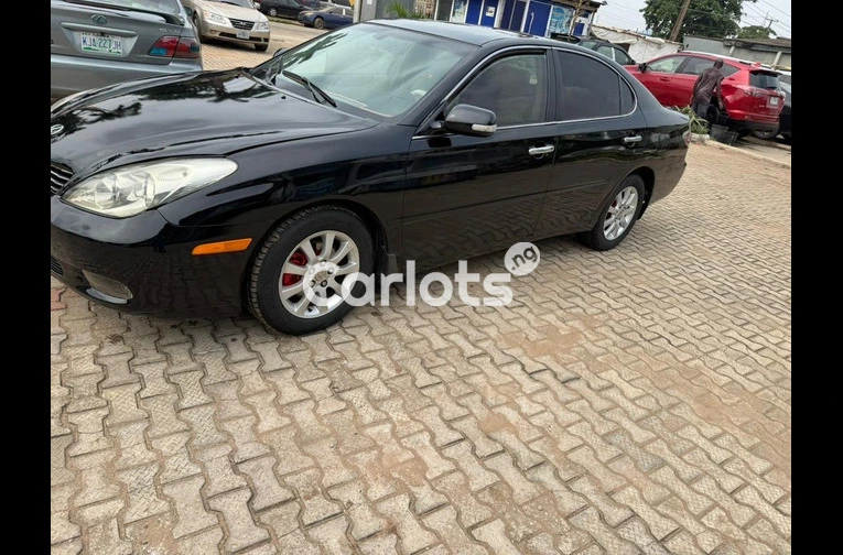 Lexus ES 300 2002 - 2/5