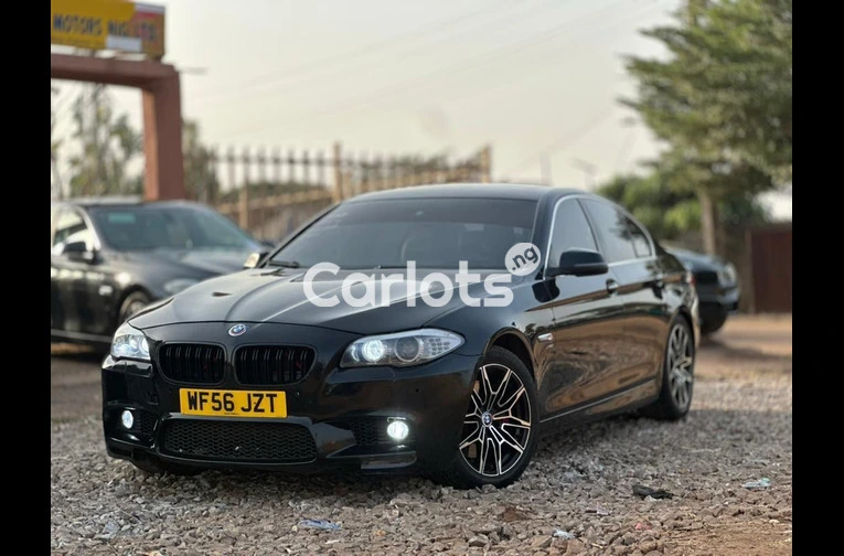 2012 BMW 5 SERIES 535i - 2/7