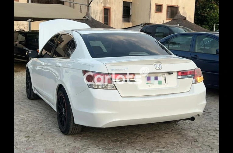 unregistered 2009 Honda Accord - 4/7