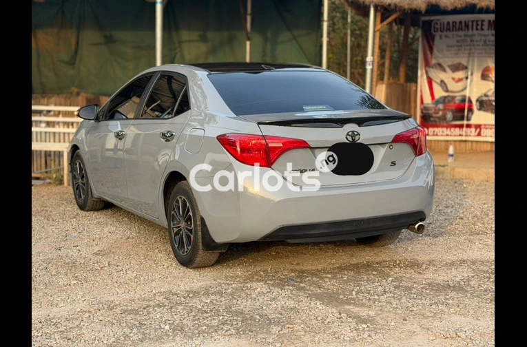 2018 UPGRADED TOYOTA COROLLA S - 5/6