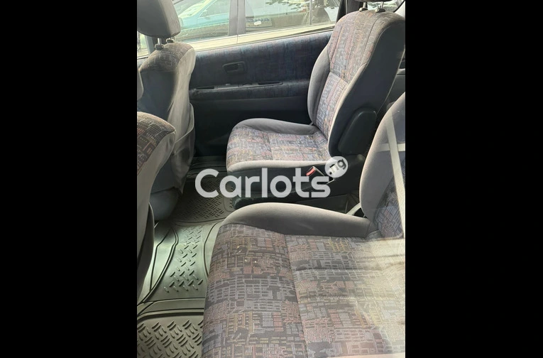 2007 TOYOTA PICNIC - 3/7