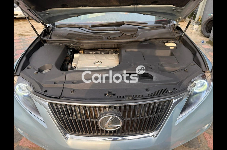 Registered 2010 Lexus RX50 - 1/7