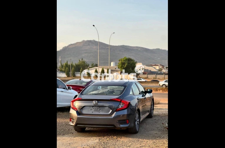 FOREIGN USED 2017 HONDA CIVIC - 6/7