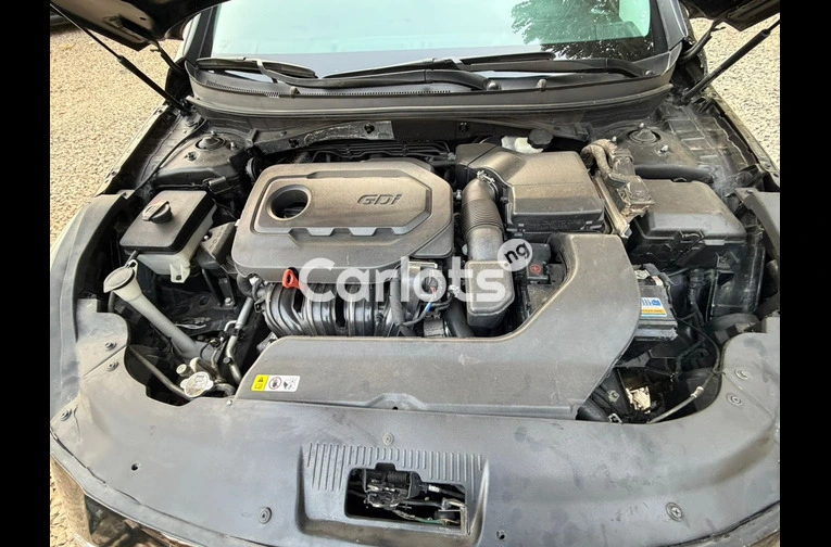 Distress foreign used 2016 Hyundai sonata - 5/7