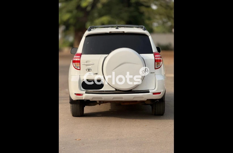 2012 TOYOTA RAV4 - 7/7