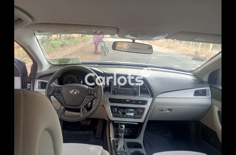 Tokunbo 2015 Hyundai Sonata - 3/7