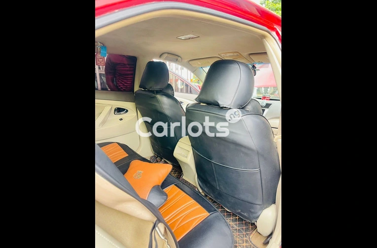 FULLY PIMPED 2011 TOYOTA CAMRY LE FULL OPTION - 4/7