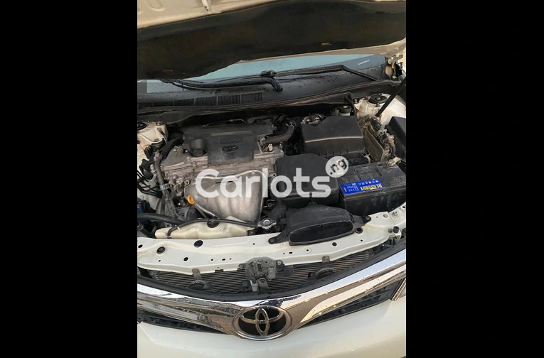 FOREIGN USED 2012 TOYOTA CAMRY FULL OPTION - 4/7