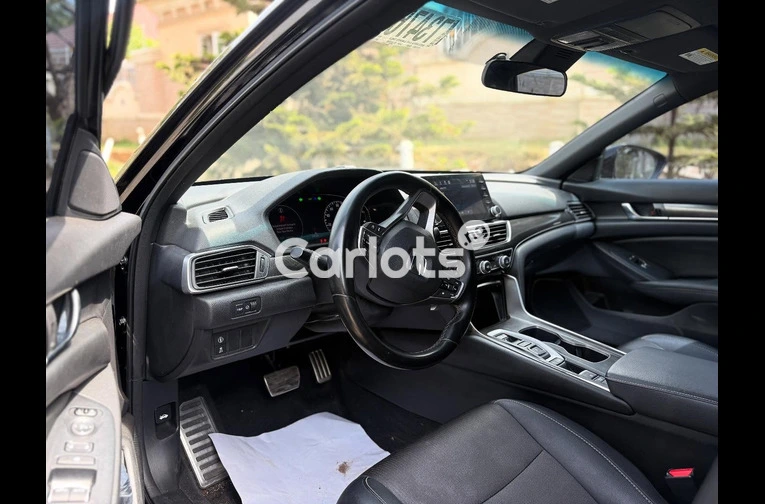 Foreign used Honda accord 2020 - 5/7
