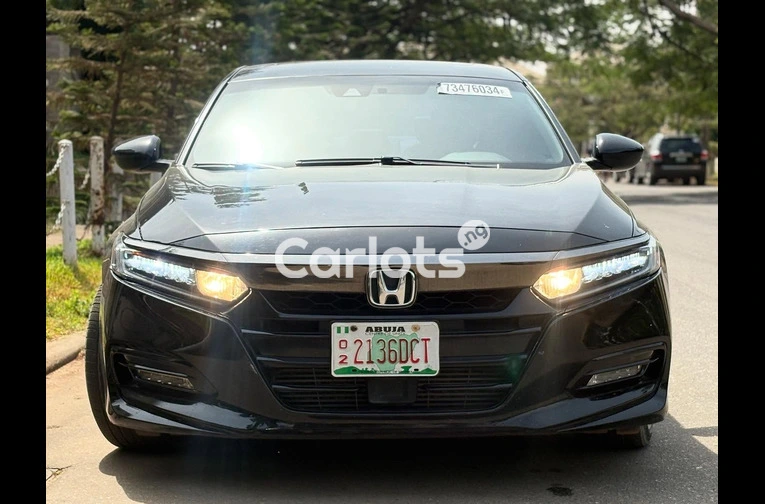 Foreign used Honda accord 2020 - 6/7