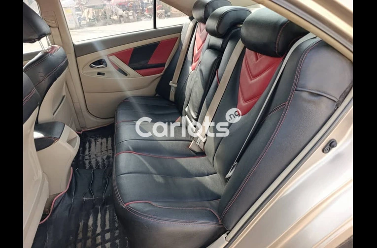 Used Lexus RX350 2012 model - 4/5