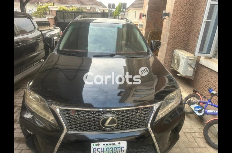 Used Lexus RX350 2012 model - 2/5