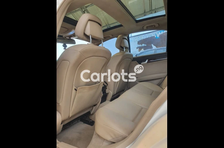 Registered 2013 Mercedes Benz C300 4matic - 6/7