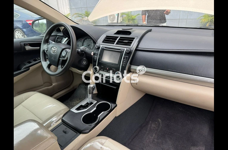 2012 Toyota Camry - 4/7