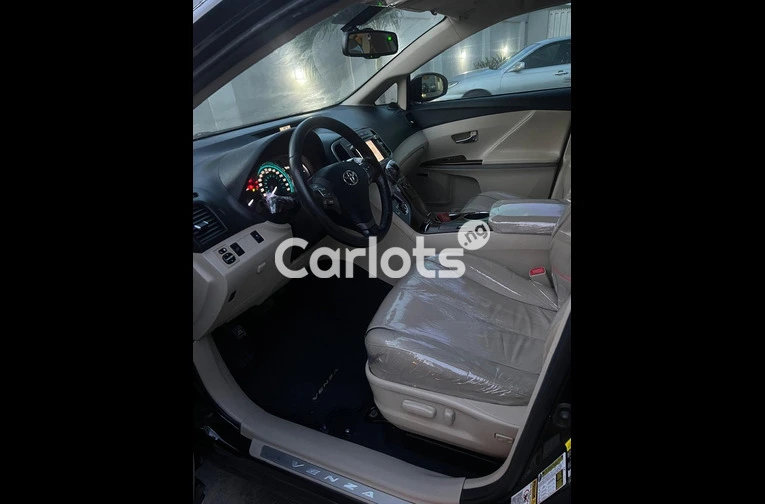 2011 Toyota Venza Full option - 7/7